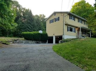 22 Morse Heights Rd, Highland, NY 12528