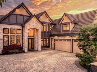 10320 Dennis Cres, Richmond, BC V7A3R8