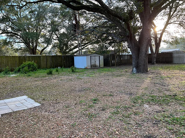1300 SW 76th Dr — Photo 17