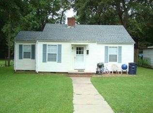 23 W Bayshore Blvd, Jacksonville, NC 28540