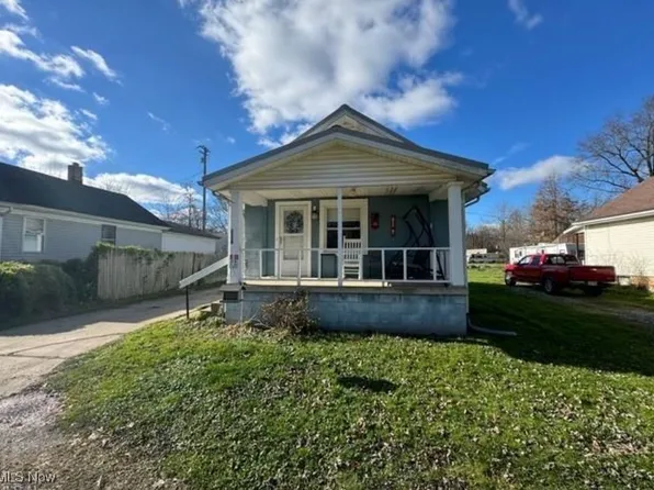 3558 Whitman Ct, Leavittsburg, OH 44430