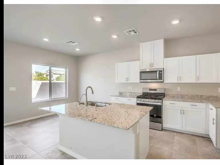 7428 Red Plumeria Ave — Photo 3