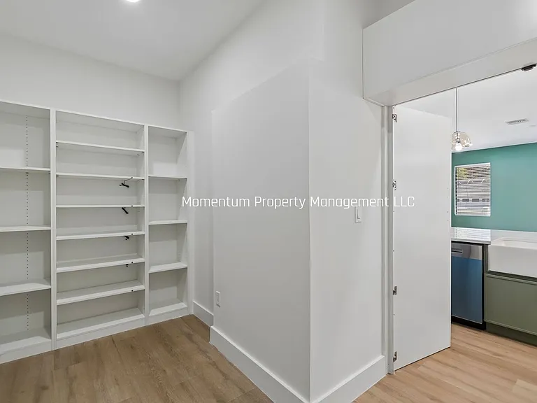 6401 S Richard Ave — Photo 10
