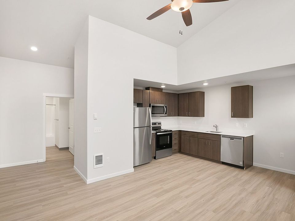 1st image of 4433-4437 Mahrt Ave SE #4437-204