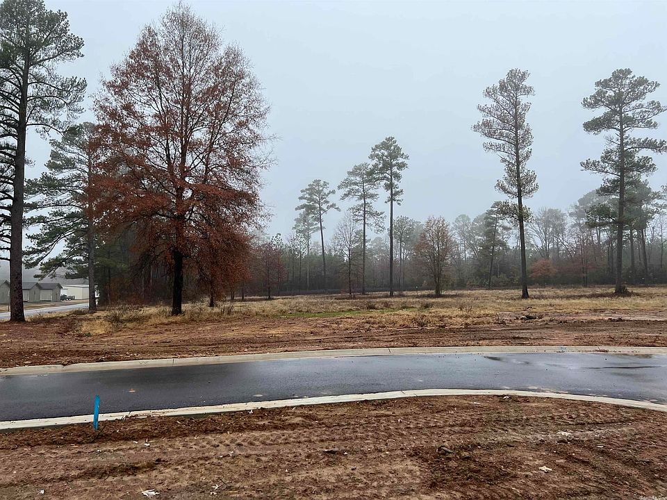 2nd image of 925 Abby Ln
