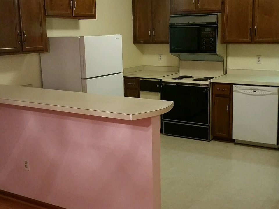 1st image of 38 Portsmouth Ct #2101