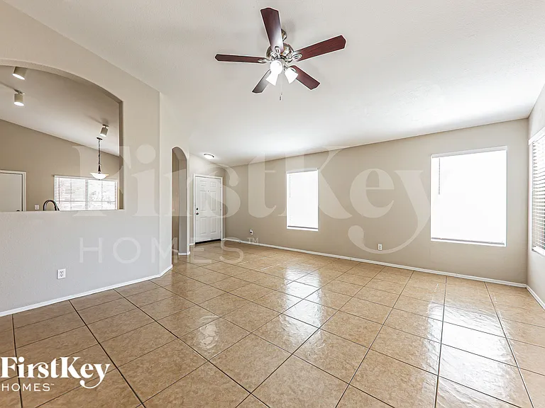 7225 W Blackhawk Dr — Photo 6