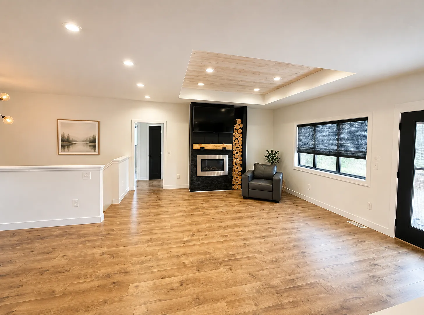 3 bed, 3400 sqft, $2,850 — Photo 2