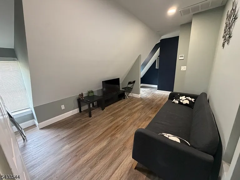 46 Bridge St #C — Photo 6