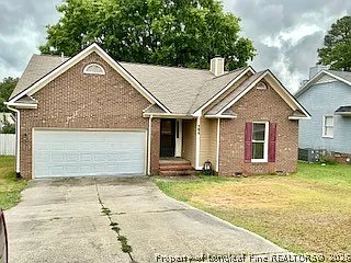 3 bed, 2.0 bath, 1592 sqft, $1,800 — Photo 1