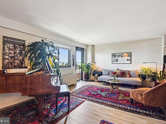 2nd image of 801 N Pitt St APT 1408