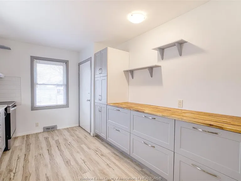 3858 Hillcrest Blvd — Photo 7