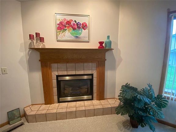 4th image of 745 Mulligan Dr #B