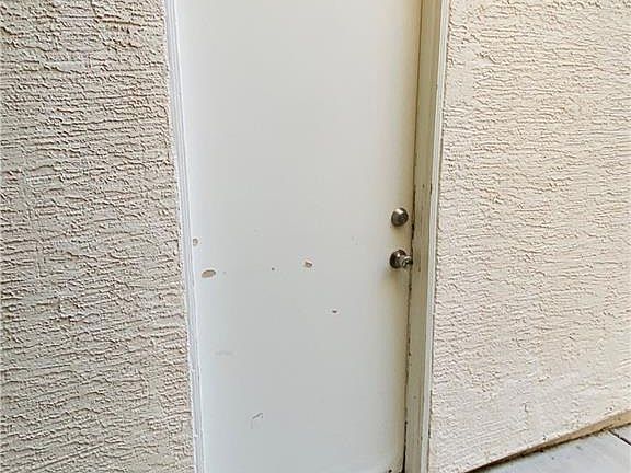 4th image of 7241 Indian Creek Ln Unit 101