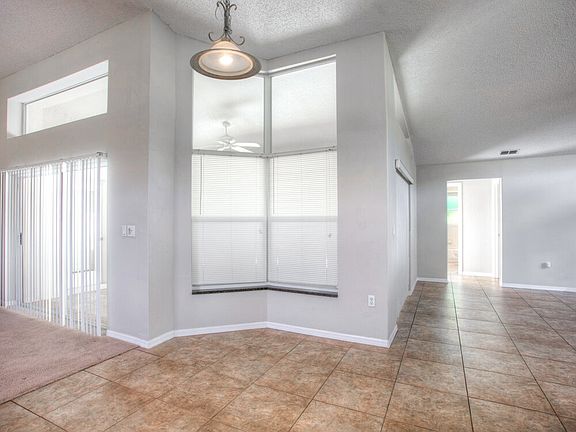 5th image of 9038 Water Hazard Dr