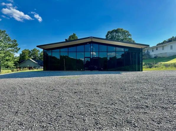 726 Frankfort Rd, Tuscumbia, AL 35674