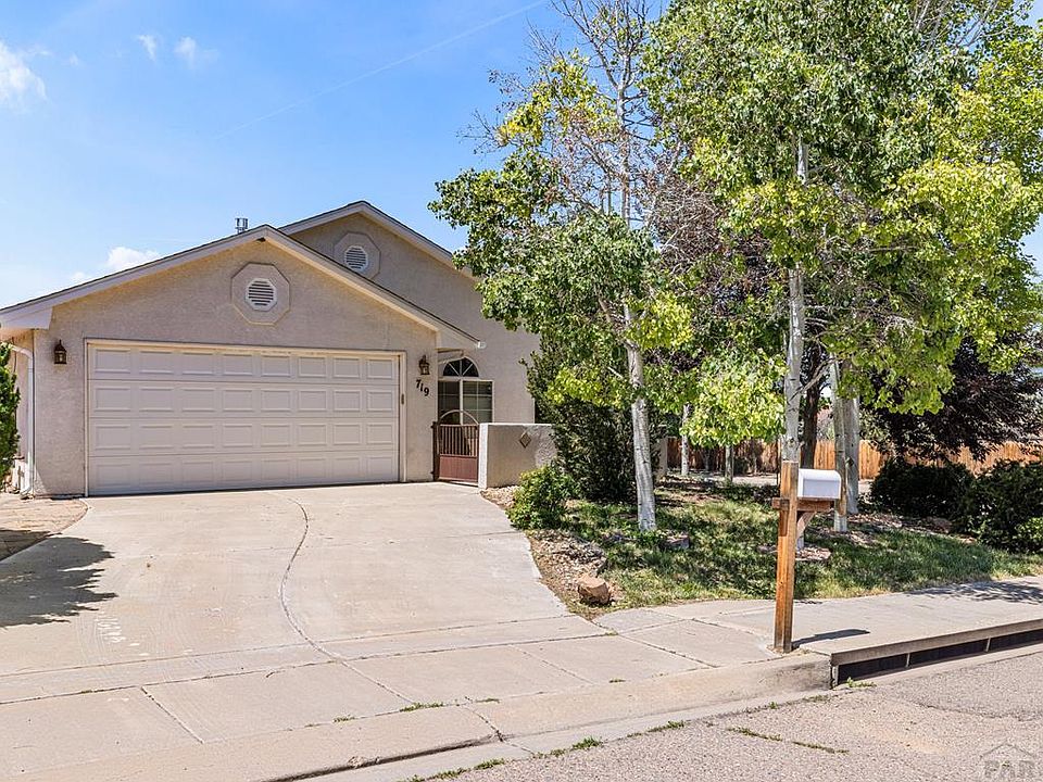 1st image of 719 Ardath Ln