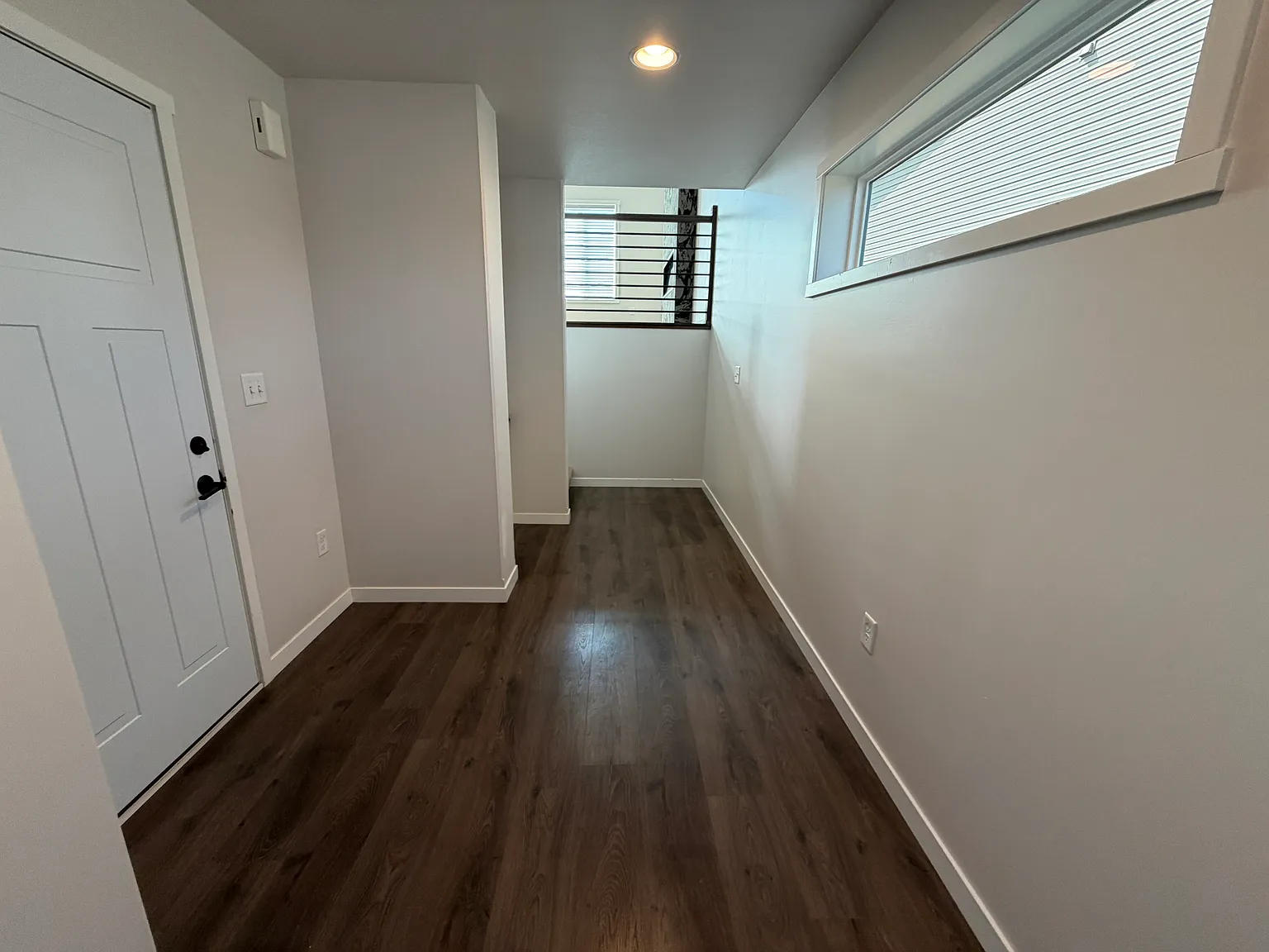3 bed, 1944 sqft, $2,650 — Photo 3