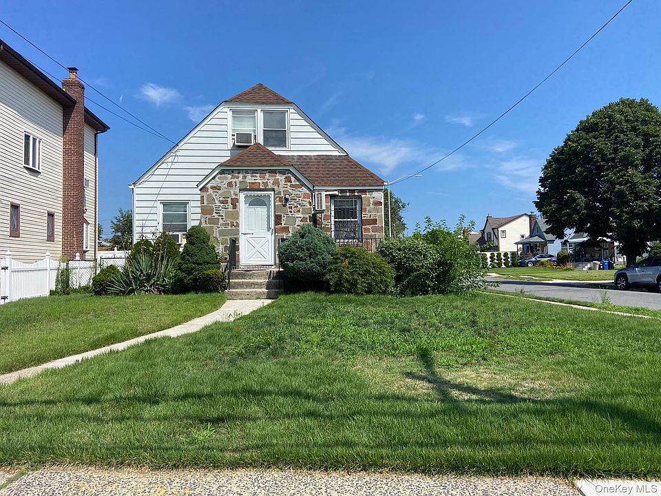 1st image of 25119 86th Avenue