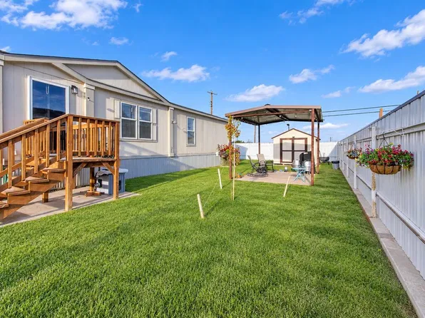 521 SW 2nd St, Andrews, TX 79714