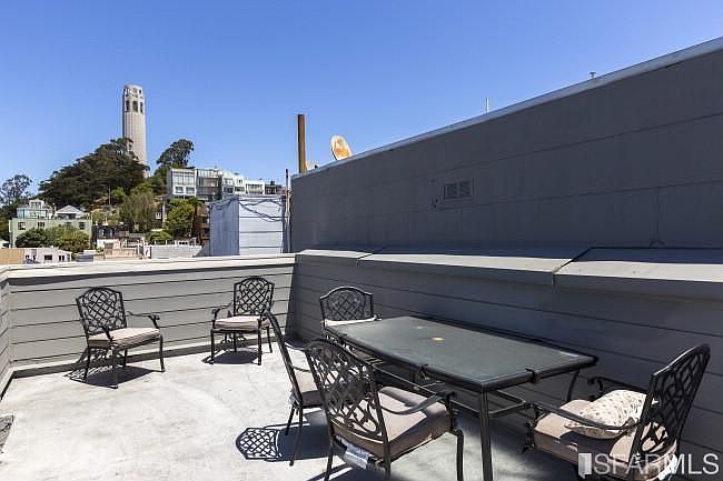 1st image of 382 Green St APT 6