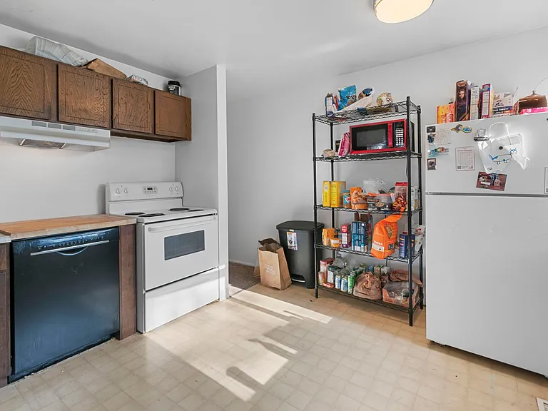 1415 E Murphys Ln — Photo 12