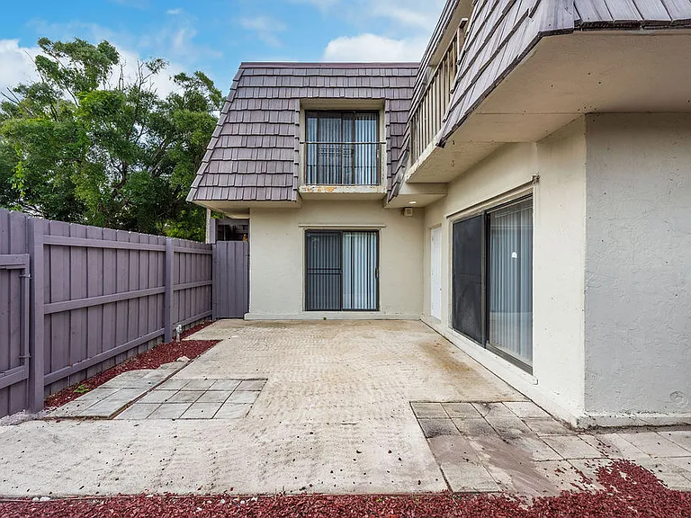 1773 N Congress Ave — Photo 5