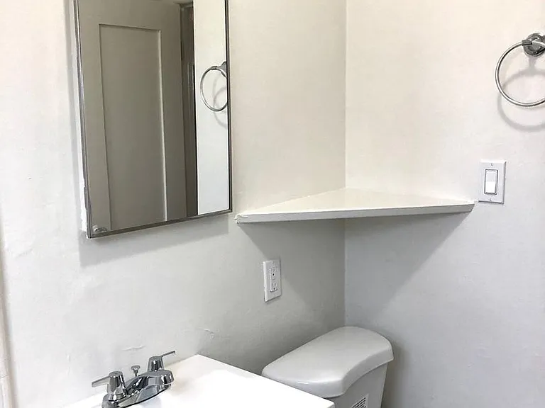 4441 Mississippi St — Photo 10