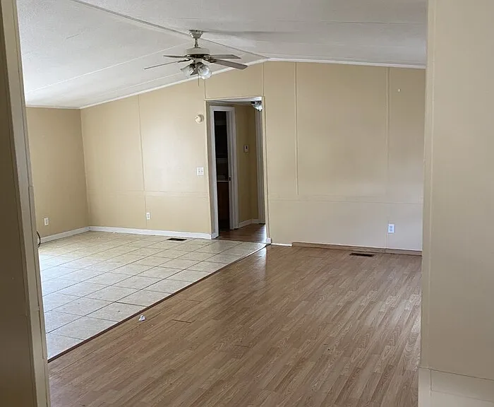 270 Evans St — Photo 5