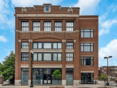 2332 S Michigan Ave APT 407, Chicago, IL, 60616