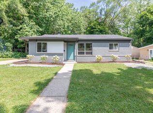 2741 Beacon Hl, Ann Arbor, MI 48104