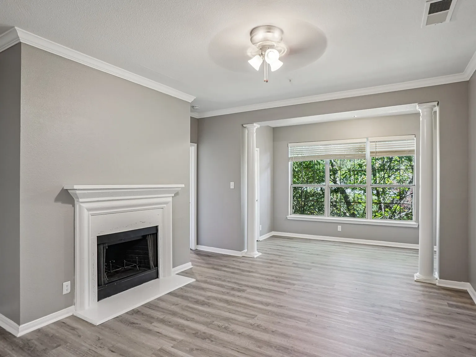 Bridford Lake Apartments — Photo 2