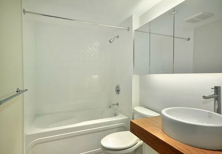 168 Powell St #205 — Photo 4