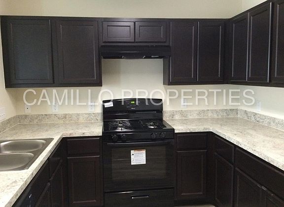 4th image of 2619 Costa Verde Way