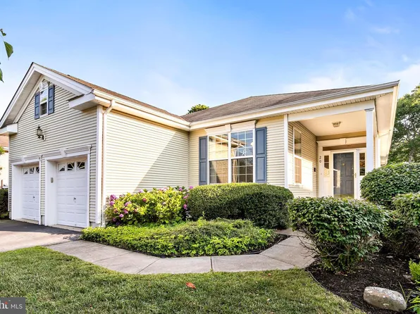 20 Bunker Dr, Little Egg Harbor, NJ 08087