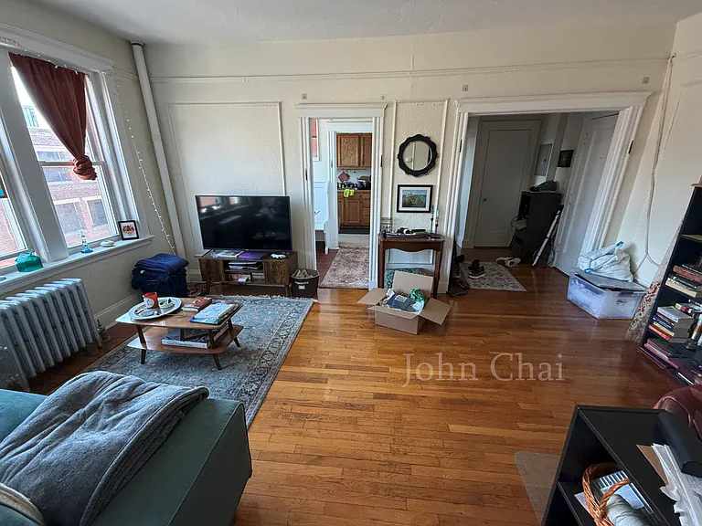 70 Chiswick Rd #9 — Photo 13