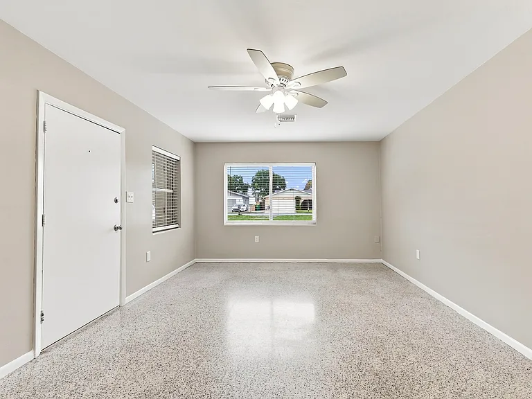 164 Cedar Ave #164 — Photo 8
