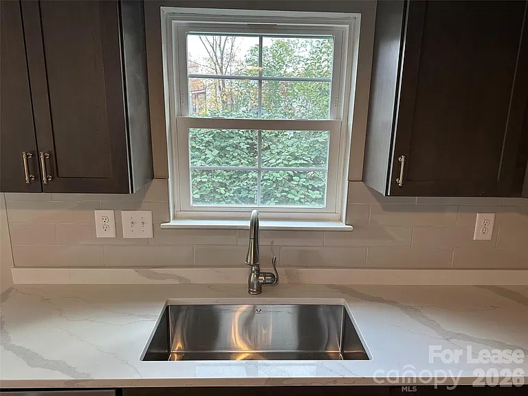 804 Matheson Ave — Photo 6