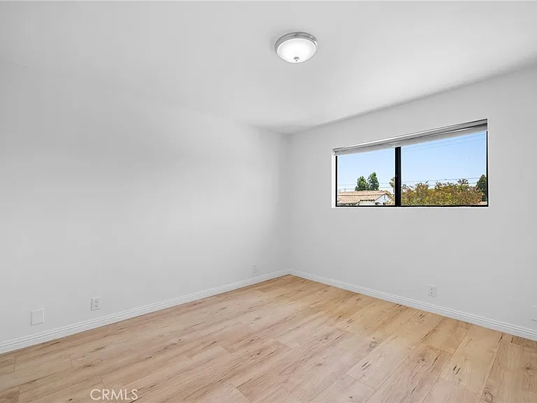621 E Lomita Ave #A — Photo 19