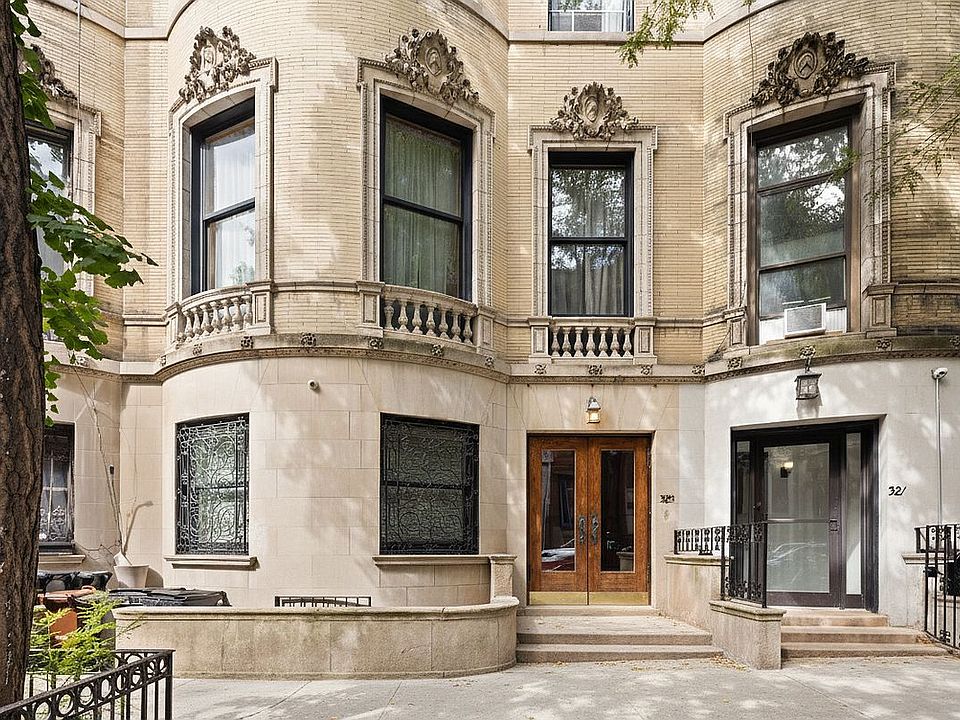 1st image of 323 W 89th St