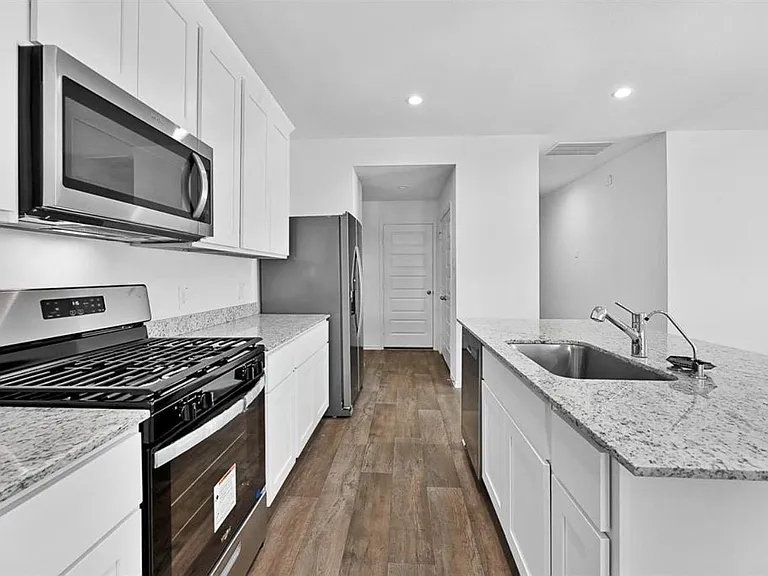 30819 Brightwell Bnd — Photo 10