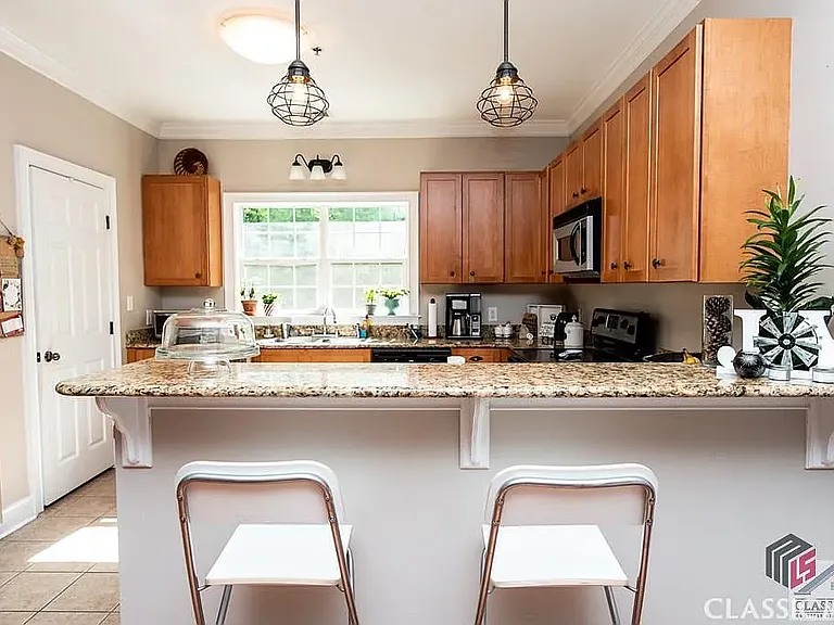350 Wood Lake Dr #33 — Photo 9