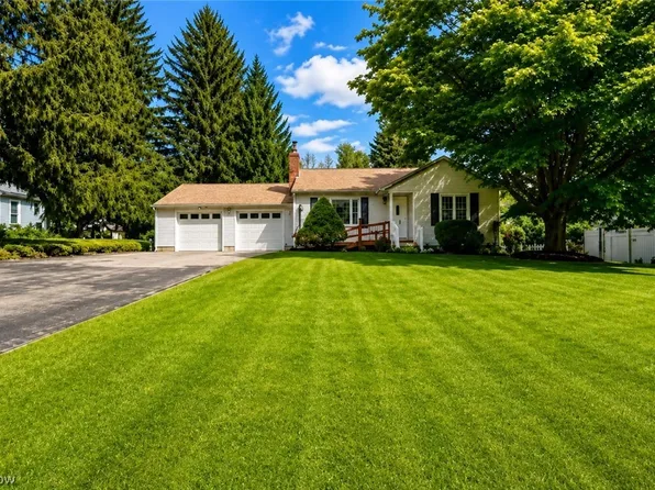 339 S Hambden St, Chardon, OH 44024