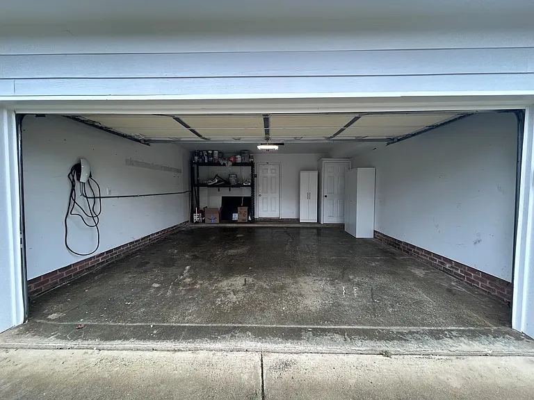 3516 Mill Stream Ct — Photo 10