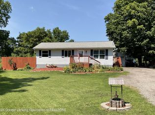 5330 S Ainger Rd, Olivet, MI 49076