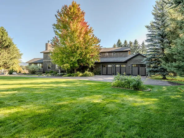 180 Kallner Ln, Whitefish, MT 59937