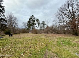 21 Southview Dr, Natchez, MS 39120