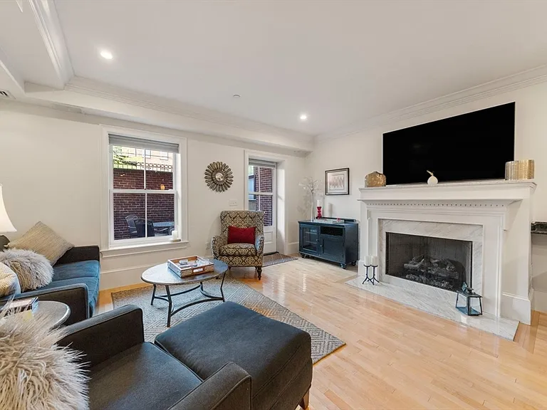 349 Marlborough St #1 — Photo 1