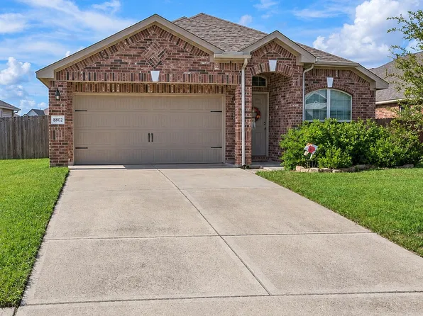 8802 Voyager Dr, Texas City, TX 77591