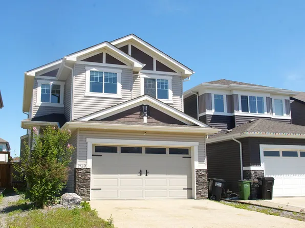 17615 77th St NW, Edmonton, AB T5Z 0P3